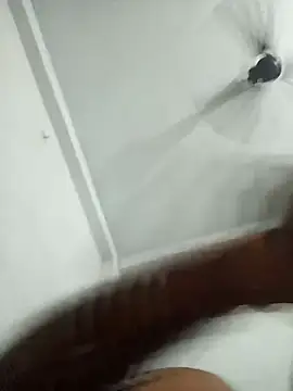 Snapshot of pintuS40 chatting on January 15, 2026, 12:14 am pintuS40 online show from January 15, 2026, 12:14 am