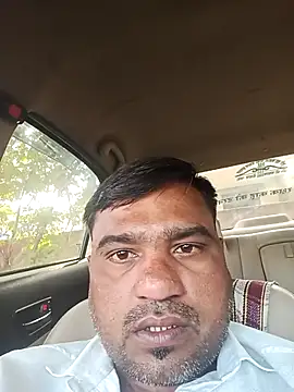 Snapshot of pintuS40 chatting on December 15, 2025, 10:43 am pintuS40 online show from December 15, 2025, 10:43 am