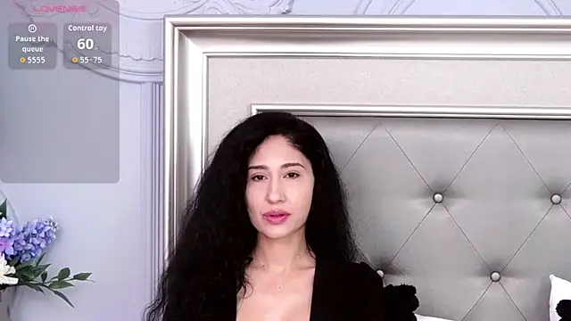 VanessaCulpo online show from February 15, 2026, 1:21 pm