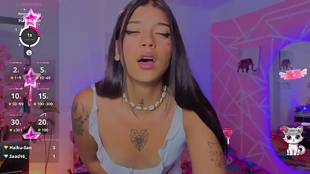 Snapshot of CoralRigan chatting on November 22, 2025, 3:49 am CoralRigan online show from November 22, 2025, 3:49 am