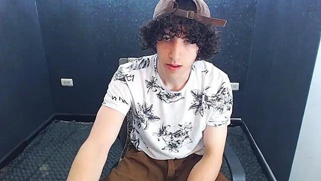 Kerverr  online show from November 15, 2025, 2:32 pm