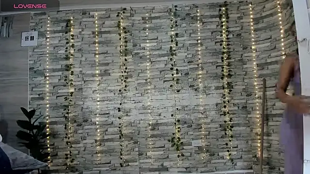 Candyscouples online show from October 14, 2025, 11:11 am