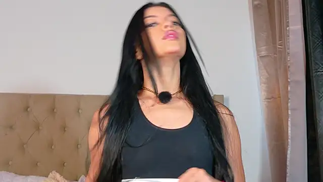 Snapshot of GeorginaHills chatting on January 15, 2026, 9:51 pm GeorginaHills online show from January 15, 2026, 9:51 pm