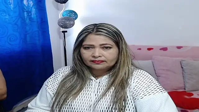 Snapshot of CANDYSWEET51 chatting on November 5, 2025, 11:35 am CANDYSWEET51 online show from November 5, 2025, 11:35 am