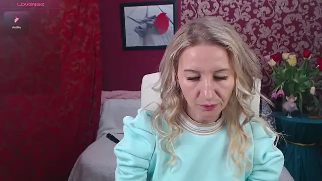 Sofia Soul online show from March 9, 2025, 7:48 pm