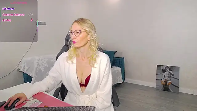 Sofia Soul online show from September 30, 2025, 6:36 pm