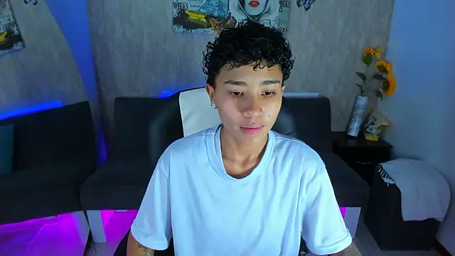 nova sex01 online show from March 17, 2026, 6:16 am