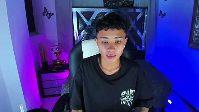 nova sex01 online show from June 1, 2026, 11:48 pm