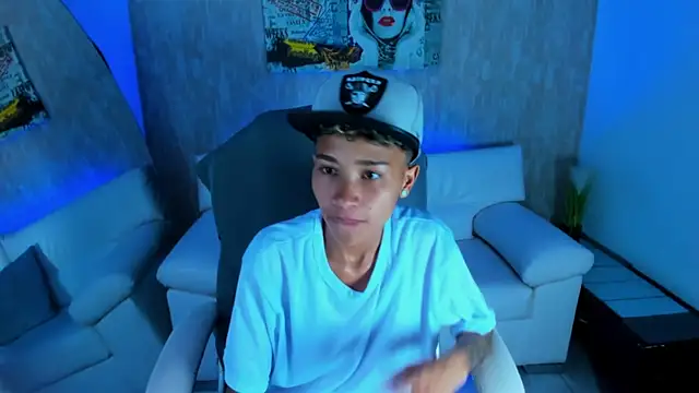 nova sex01 online show from November 5, 2025, 4:26 am