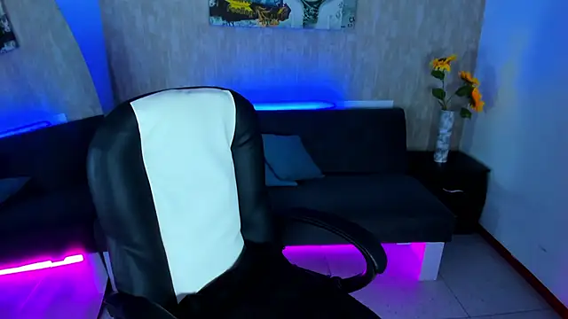 nova sex01 online show from February 14, 2026, 1:39 am