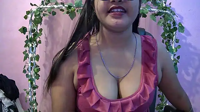 Snapshot of Pari-new chatting on November 15, 2025, 4:27 am Pari-new online show from November 15, 2025, 4:27 am