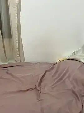 Snapshot of Jecy_bee chatting on January 17, 2026, 12:48 am Jecy bee online show from January 17, 2026, 12:48 am