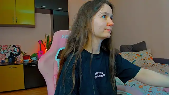 Snapshot of ameli_moon chatting on July 13, 2026, 6:07 pm ameli moon online show from July 13, 2026, 6:07 pm