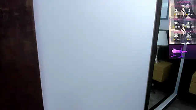 Snapshot of zoi_jazmin chatting on November 21, 2025, 4:00 am zoi jazmin online show from November 21, 2025, 4:00 am