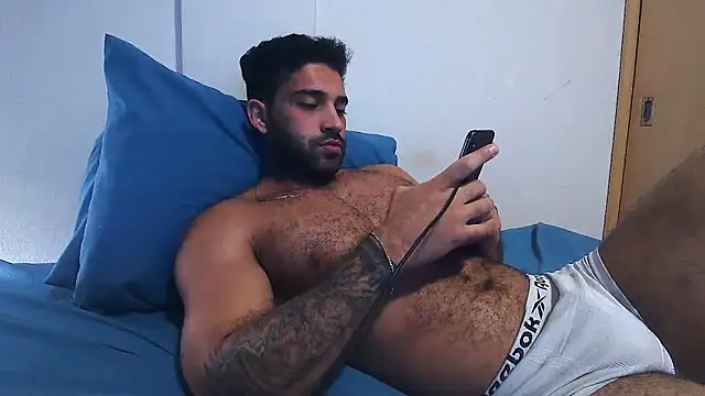 macho fit online show from April 13, 2026, 7:29 pm