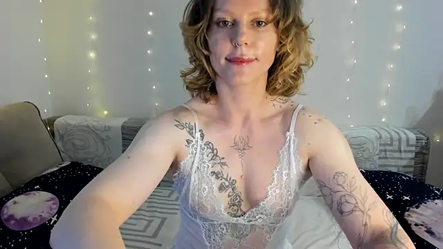AngelikaBurn online show from June 9, 2026, 6:09 pm