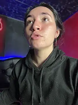 Sophie LS online show from January 14, 2026, 2:37 am