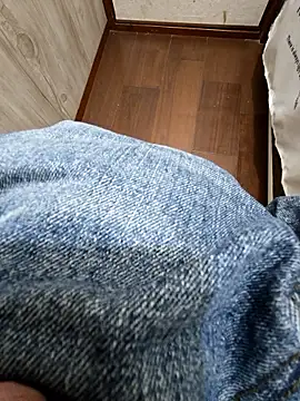 cinnabar red online show from April 14, 2026, 5:45 am