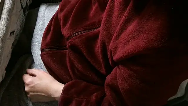 cinnabar red online show from April 18, 2026, 3:09 am