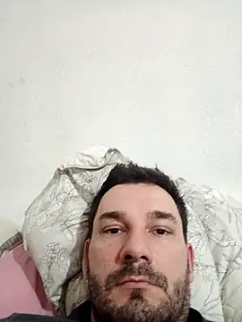 KAZADO LIBERAL online show from September 28, 2025, 1:01 am