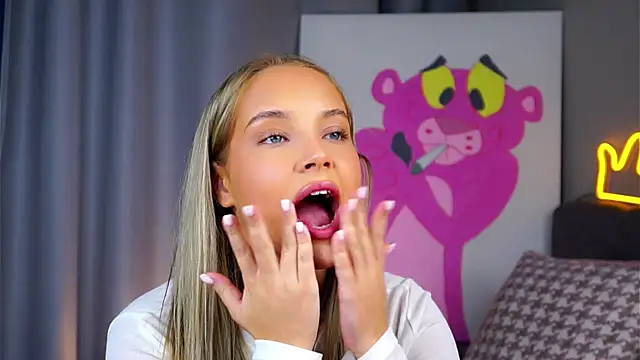 Snapshot of AftonConnett chatting on November 4, 2025, 1:09 am AftonConnett online show from November 4, 2025, 1:09 am