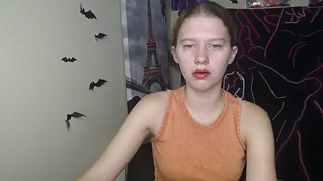 Snapshot of StellaCRL chatting on November 8, 2025, 7:12 am StellaCRL online show from November 8, 2025, 7:12 am