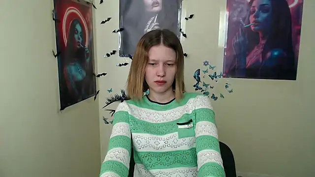 Snapshot of StellaCRL chatting on March 22, 2025, 7:25 am StellaCRL online show from March 22, 2025, 7:25 am