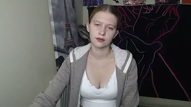 Snapshot of StellaCRL chatting on October 11, 2025, 6:20 pm StellaCRL online show from October 11, 2025, 6:20 pm