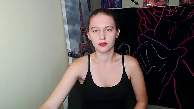 Snapshot of StellaCRL chatting on October 2, 2025, 12:30 pm StellaCRL online show from October 2, 2025, 12:30 pm