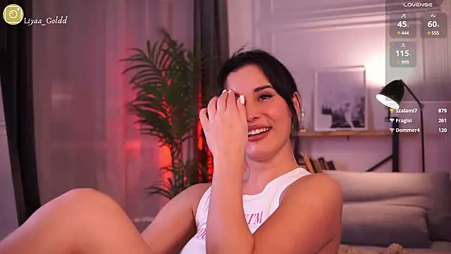 Snapshot of Liya_Gold_ chatting on January 4, 2025, 2:25 am Liya Gold  online show from January 4, 2025, 2:25 am