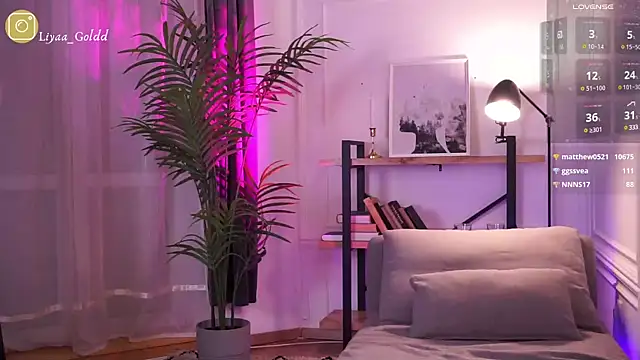 Snapshot of Liya_Gold_ chatting on March 9, 2025, 12:10 am Liya Gold  online show from March 9, 2025, 12:10 am