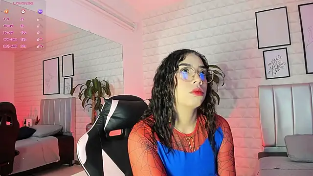 Lizzie-Evans online show from March 3, 2026, 12:01 pm