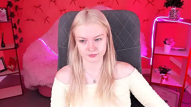 Snapshot of GraceGlamour chatting on November 22, 2025, 5:06 am GraceGlamour online show from November 22, 2025, 5:06 am