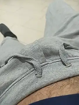 Snapshot of ptrz990 chatting on January 10, 2026, 1:39 pm ptrz990 online show from January 10, 2026, 1:39 pm