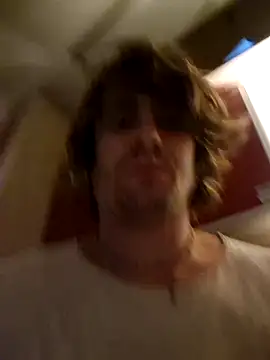 Makikoo online show from September 29, 2025, 11:54 pm