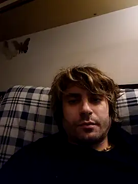 Makikoo online show from December 20, 2025, 6:00 pm