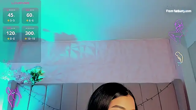 Snapshot of MollyBigBoobs12 chatting on December 1, 2025, 8:53 pm MollyBigBoobs12 online show from December 1, 2025, 8:53 pm