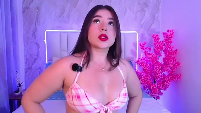 IsabellaAnngel online show from May 21, 2026, 11:02 pm