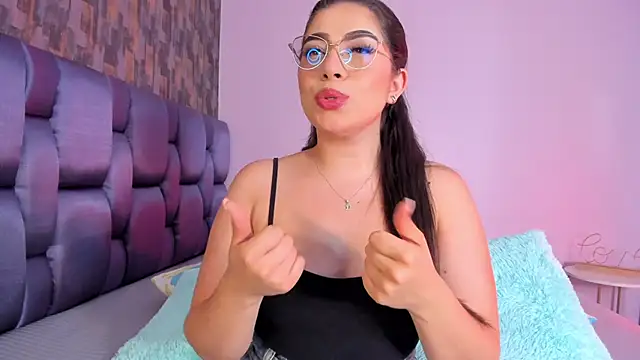 IsabellaAnngel online show from September 12, 2025, 6:18 pm