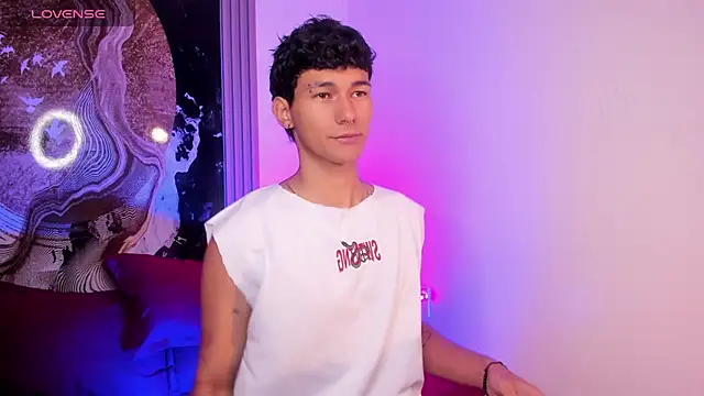 Alexx tc online show from December 2, 2025, 9:44 am