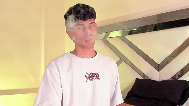 Snapshot of Alexx_tc chatting on February 20, 2025, 6:17 am Alexx tc online show from February 20, 2025, 6:17 am