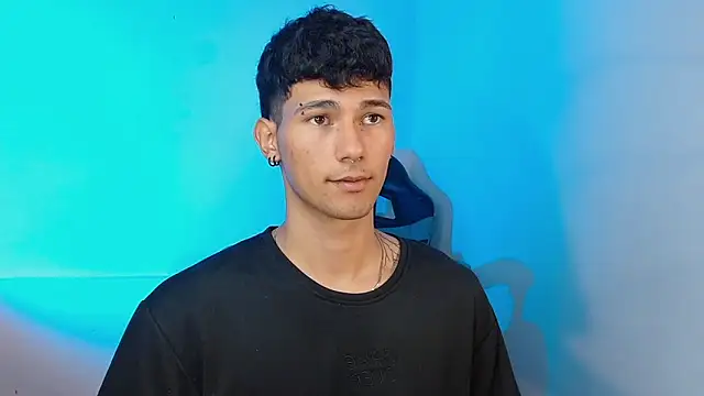 Snapshot of Alexx_tc chatting on September 14, 2025, 8:15 am Alexx tc online show from September 14, 2025, 8:15 am