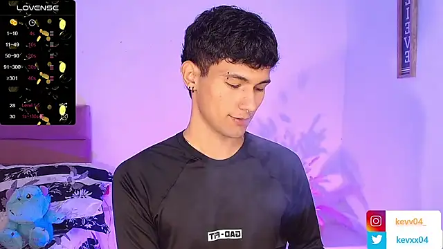 Snapshot of Alexx_tc chatting on September 29, 2025, 4:30 am Alexx tc online show from September 29, 2025, 4:30 am