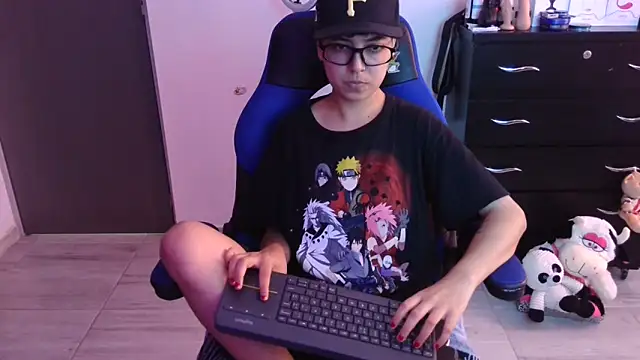 thomascooper7 online show from December 1, 2025, 6:53 pm