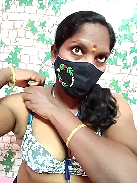 Tamil queensexy online show from January 1, 2025, 5:00 pm