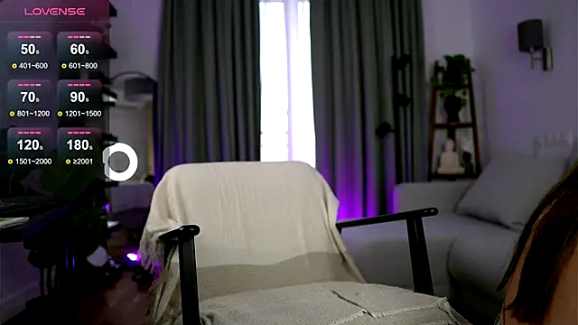 NattyPierce online show from October 17, 2025, 5:55 am