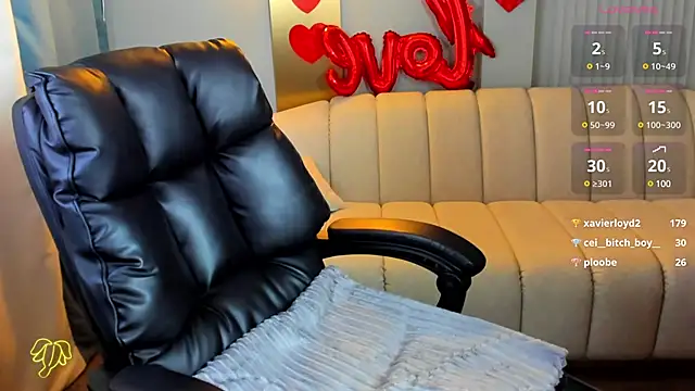 Eva Conors  online show from February 28, 2025, 7:26 am