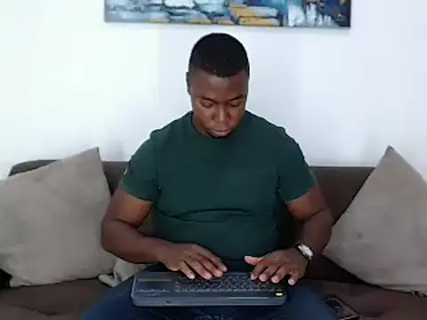 Snapshot of JaySmit_ chatting on March 4, 2025, 9:43 pm JaySmit online show from March 4, 2025, 9:43 pm