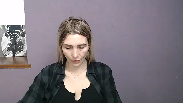 Snapshot of _sexy_lady chatting on November 12, 2025, 1:15 pm sexy lady online show from November 12, 2025, 1:15 pm