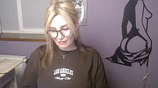  sexy lady online show from May 10, 2026, 11:58 am
